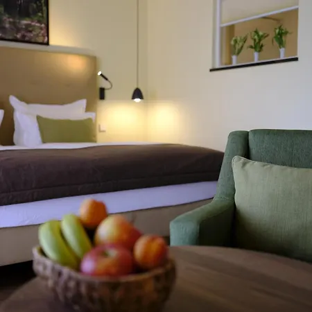 Farmer Basedow & 4* Basedow (Mecklenburg-Vorpommern)